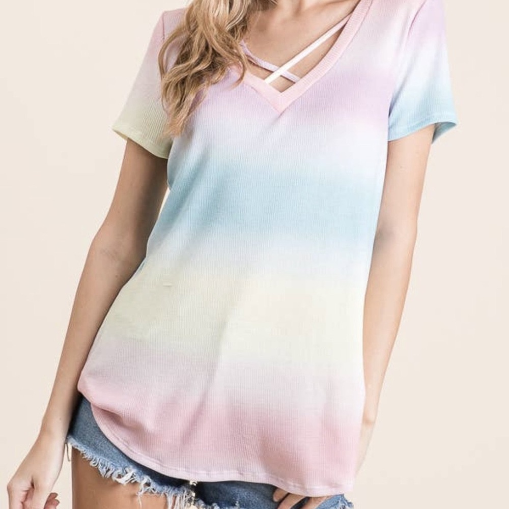 Criss cross neckline ombre top